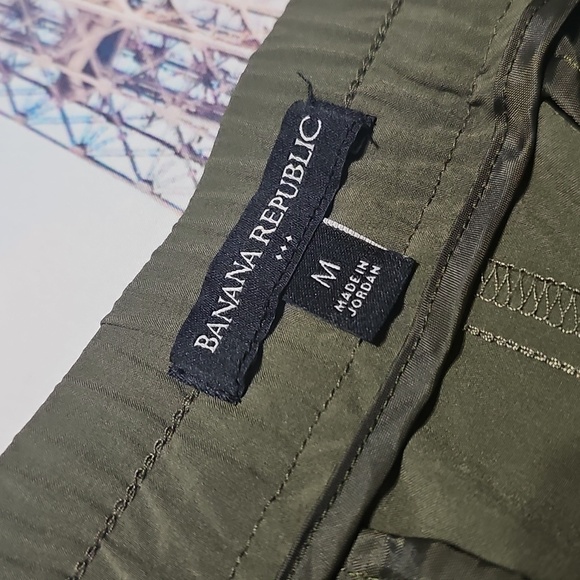 Banana Republic Olive Green Pants Size Medium - Picture 2 of 5